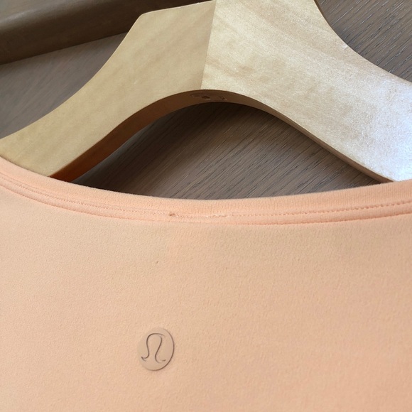 Lululemon Back in Action Short Sleeve T-Shirt *Nulu Peach Satin, Size 4 Like New - Picture 7 of 17